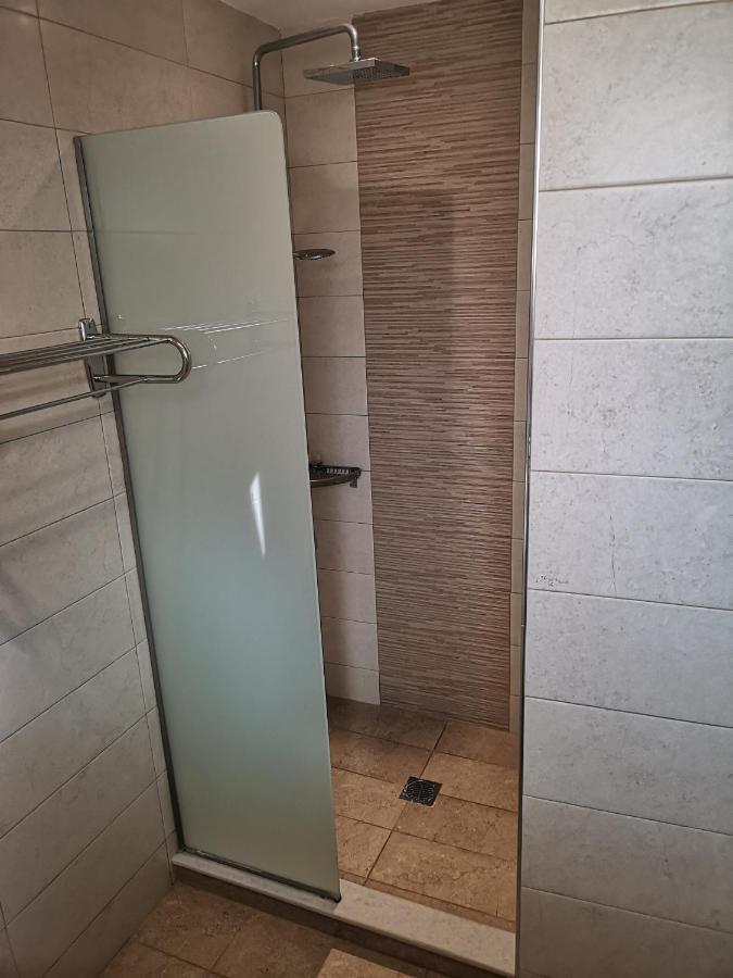 Porfyris Studios And Apartments Карпатос Екстериор снимка