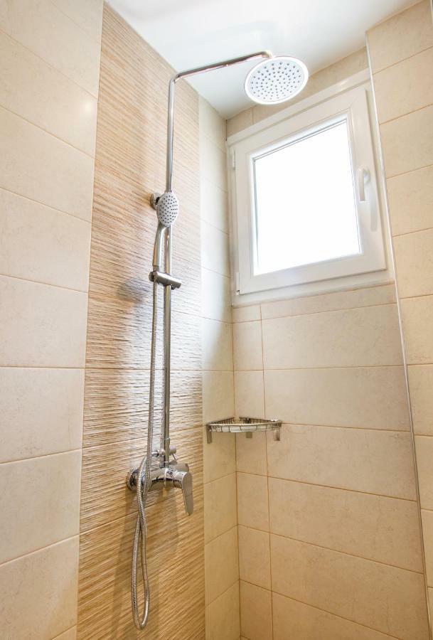 Porfyris Studios And Apartments Карпатос Екстериор снимка
