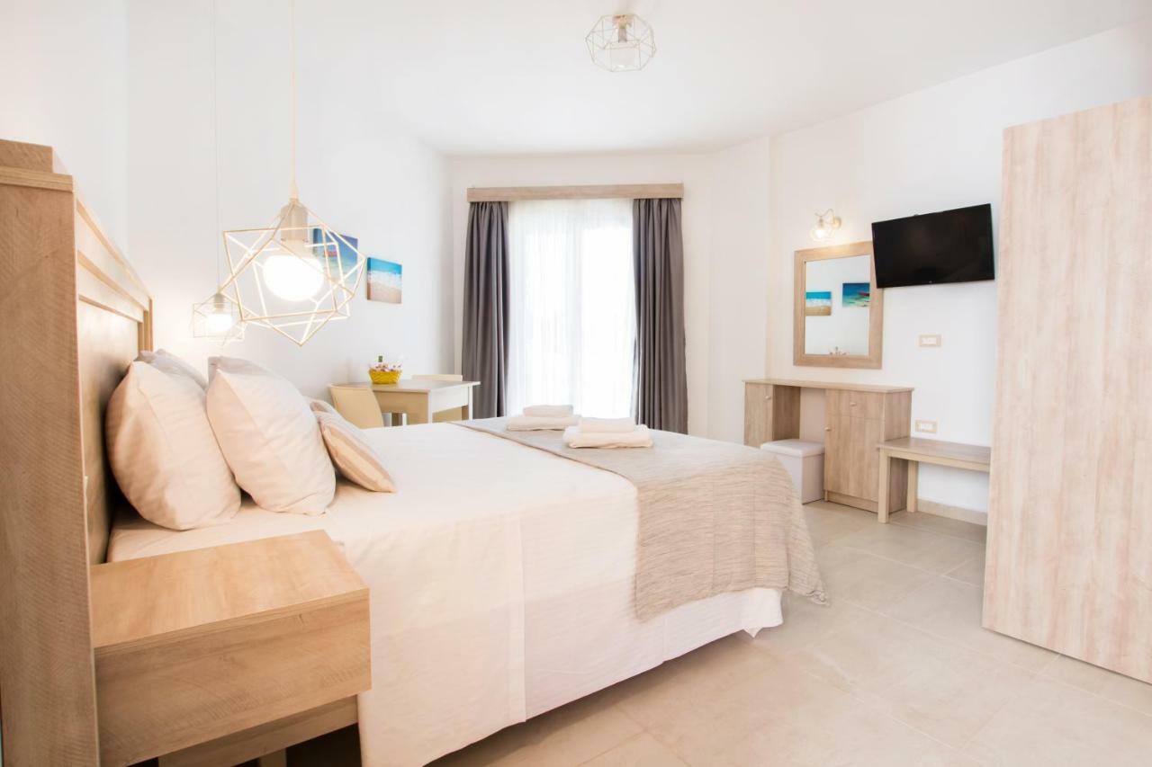 Porfyris Studios And Apartments Карпатос Екстериор снимка