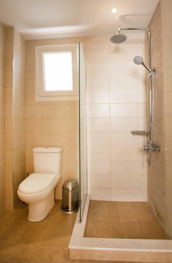 Porfyris Studios And Apartments Карпатос Екстериор снимка