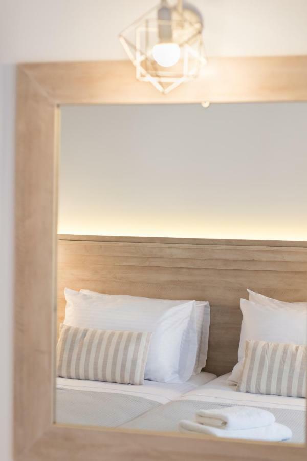Porfyris Studios And Apartments Карпатос Екстериор снимка