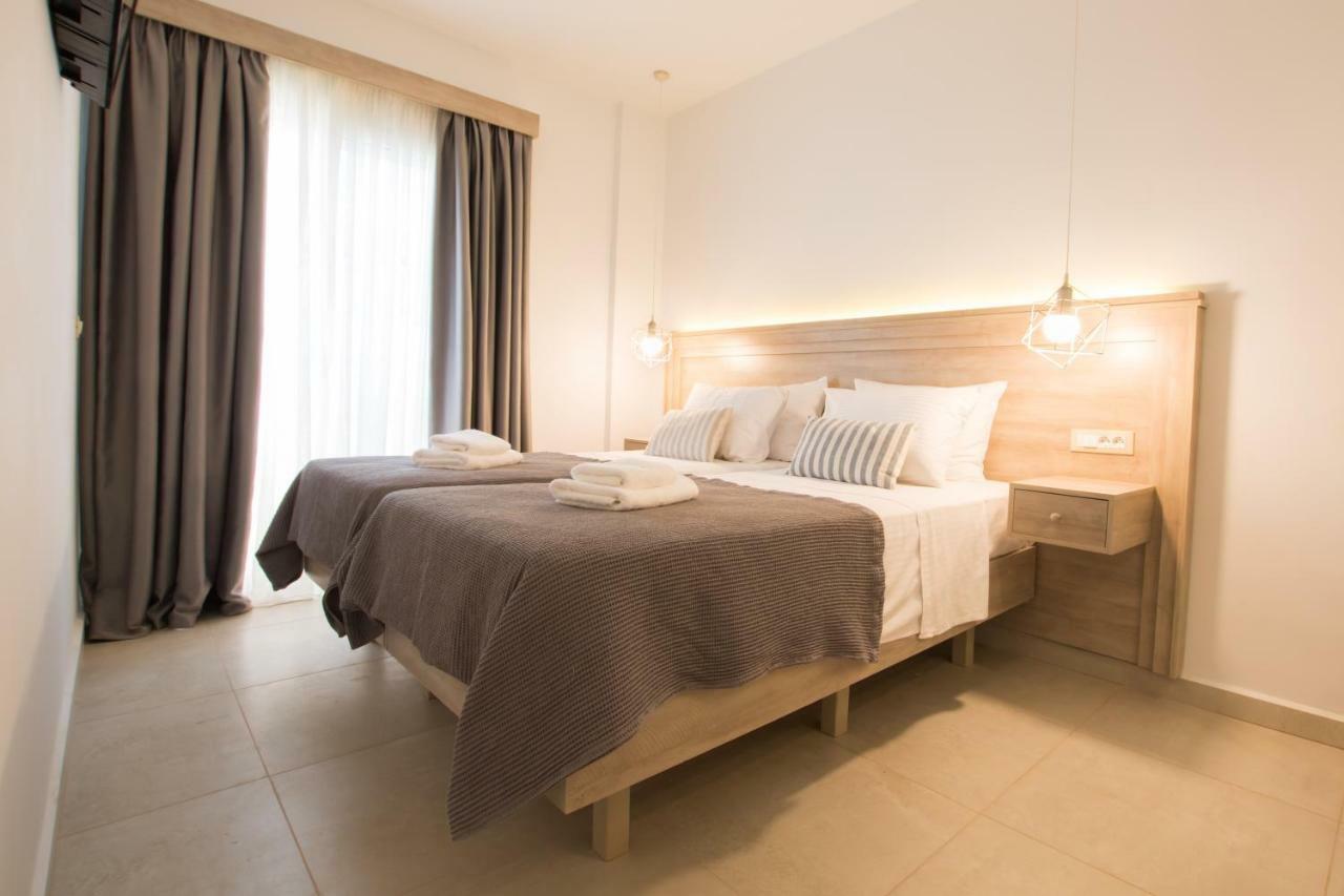 Porfyris Studios And Apartments Карпатос Екстериор снимка